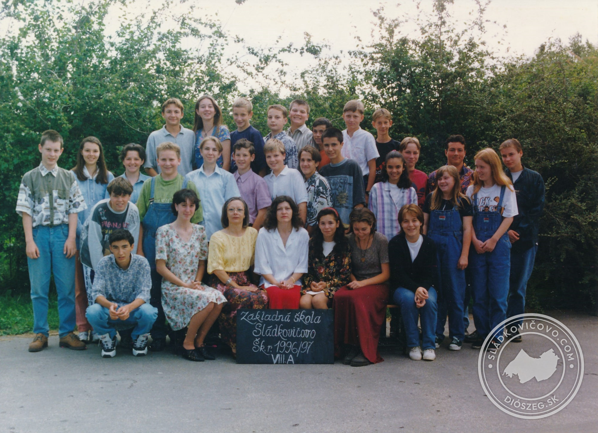 ZŠ 1996-97 8.A (1983)