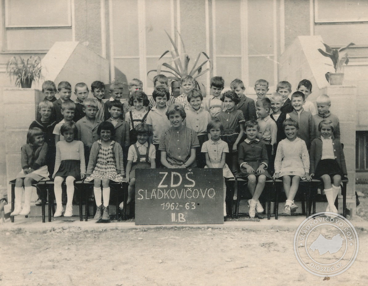 ZŠ 1962-63 2.B (1955)