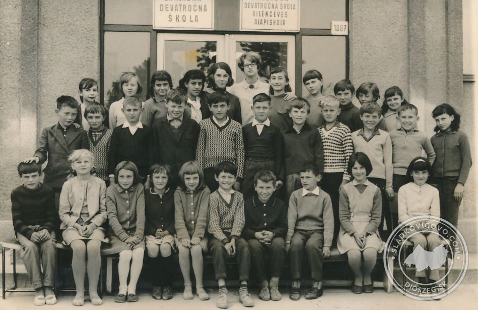 ZDŠ 1965-66 4.B (1956)